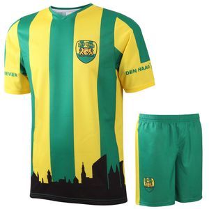 Den Haag Voetbaltenue Eigen Naam - Kind en Volwassenen